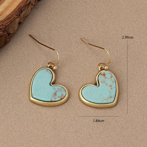 3/$24 Vintage Style Turquoise Heart Dangle Earrings - Picture 5 of 5